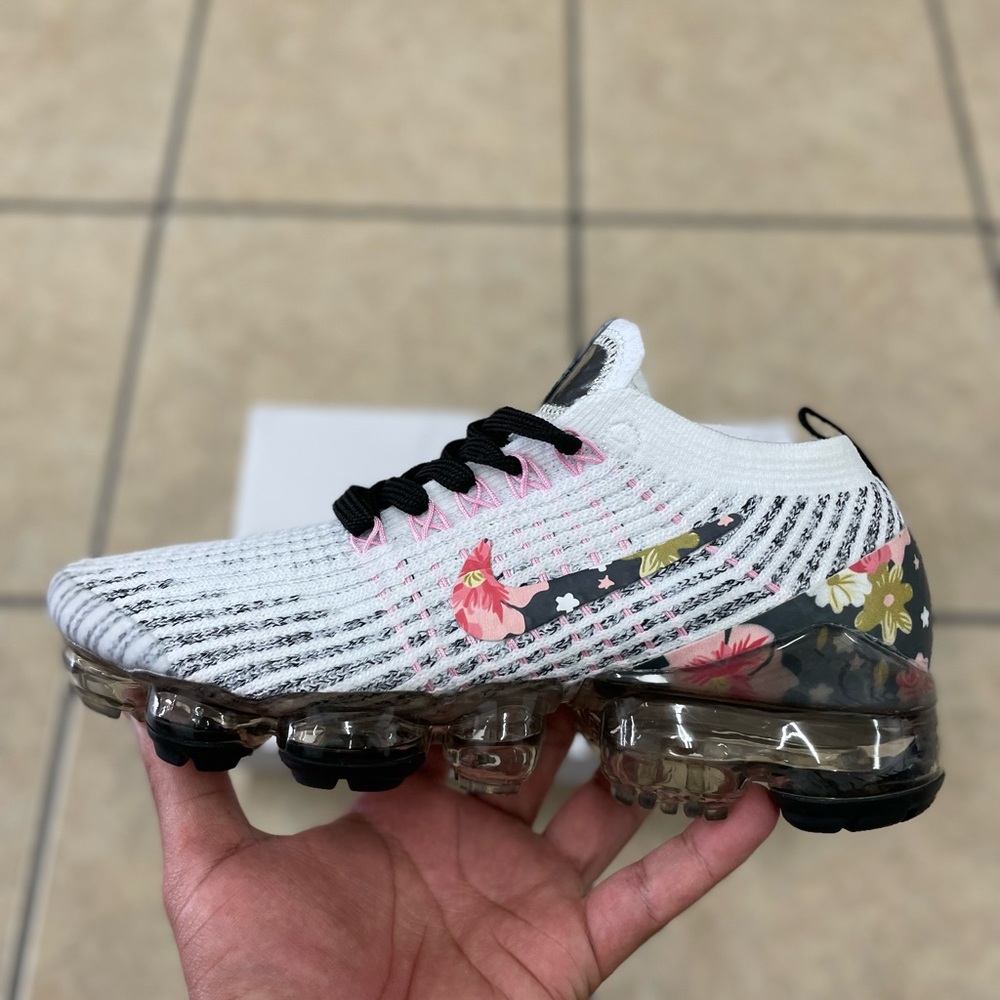 Nike Vapormax floral